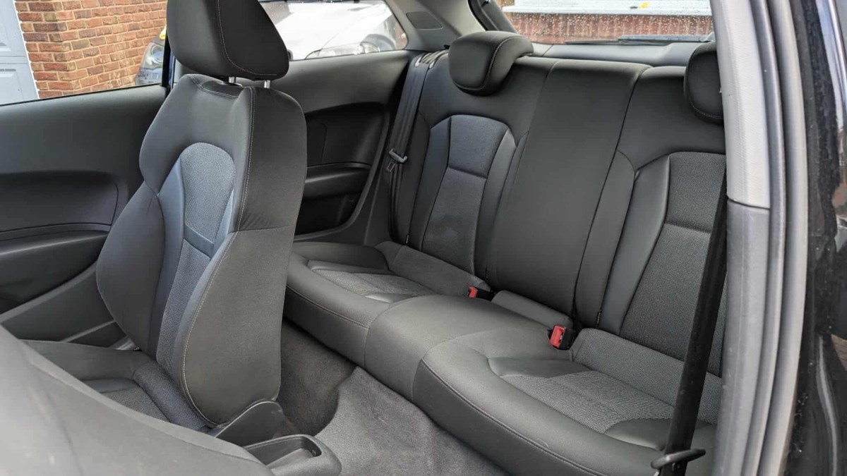 2011 Audi A1 Sport - Photo 5