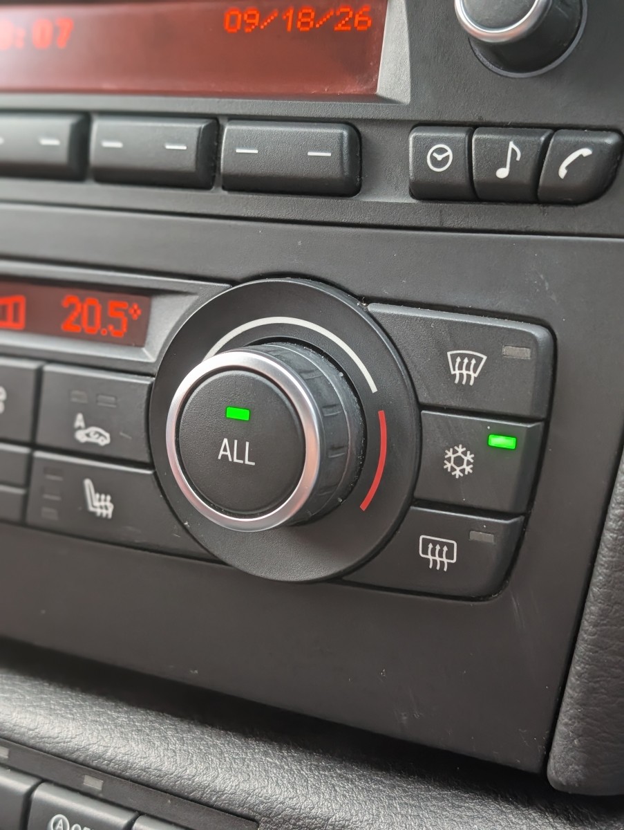 2011 BMW X1 Xdrive 18d M Sport - Photo 5